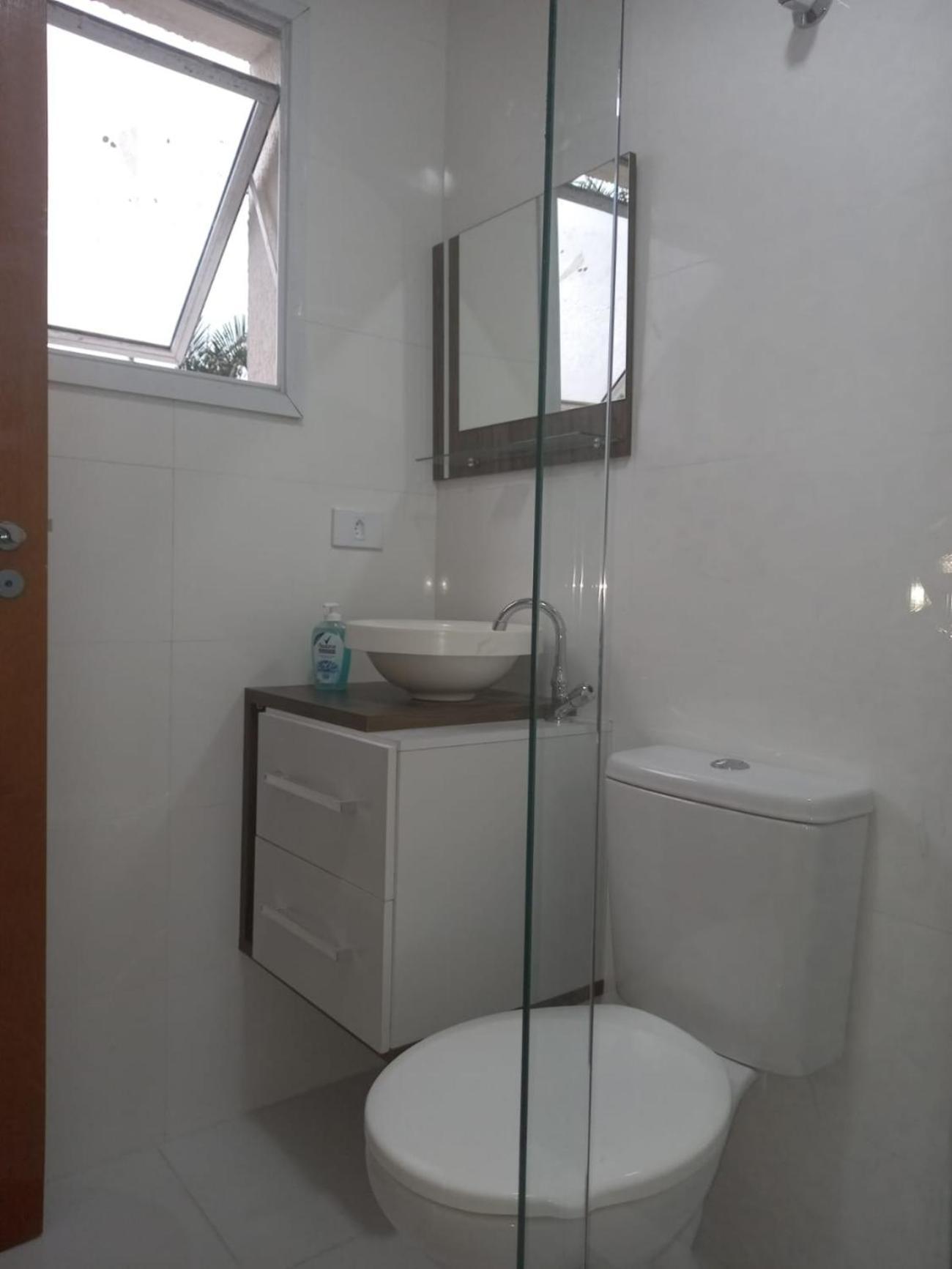 Sobrado 08 Com Duas Suites, Conf Casa de férias