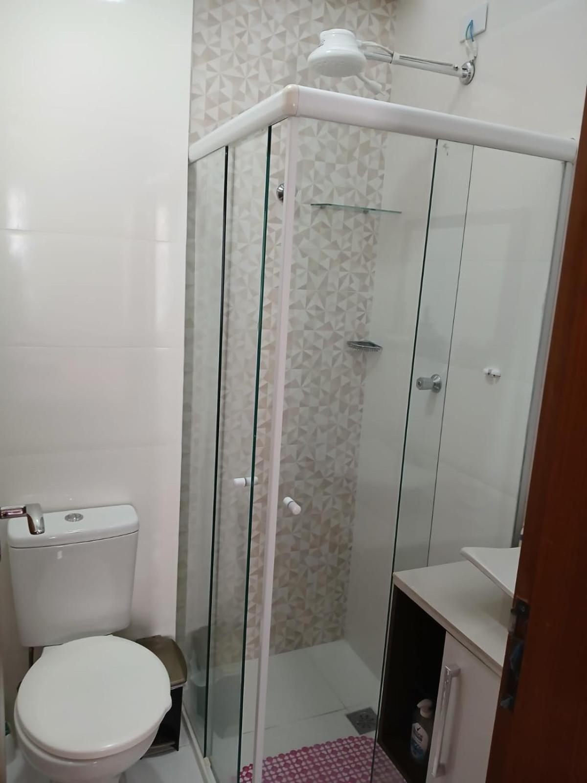 Sobrado 08 Com Duas Suites, Conf *