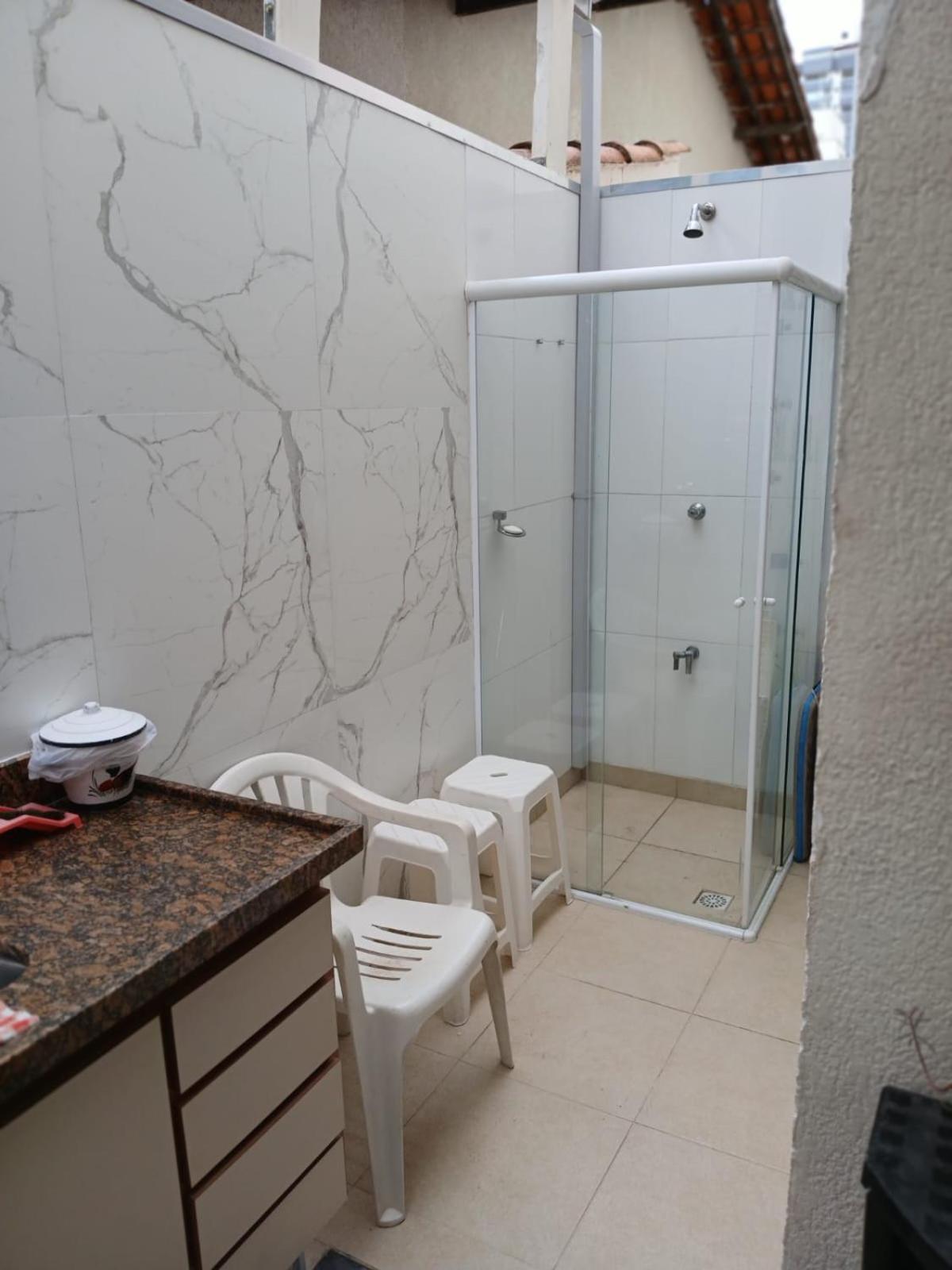 Sobrado 08 Com Duas Suites, Conf Casa de férias *