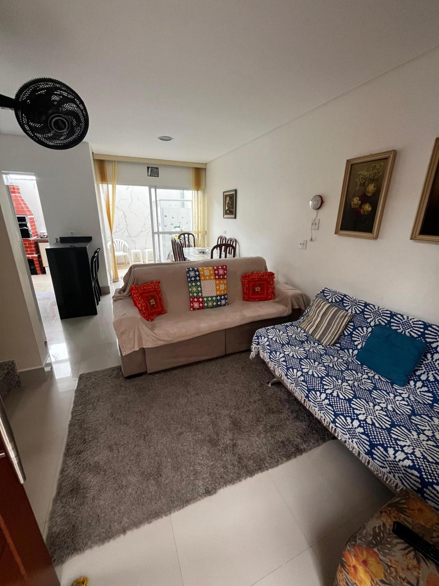 Casa de férias Sobrado 08 Com Duas Suites, Conf Guarujá