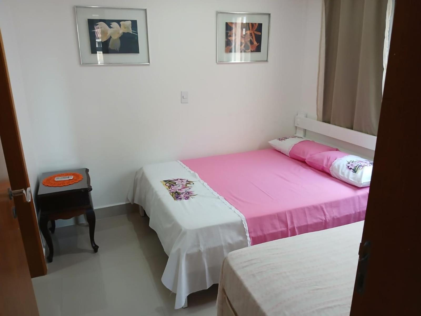 Casa de férias Sobrado 08 Com Duas Suites, Conf